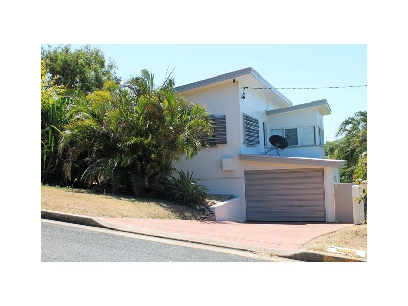 5 Pybus Street, Emu Park QLD 4710