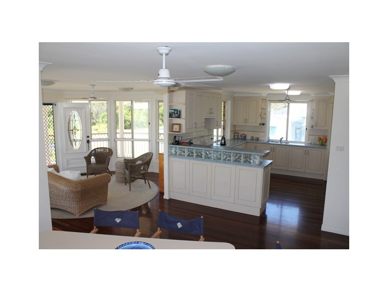 784 Scenic Highway, Kinka Beach QLD 4703