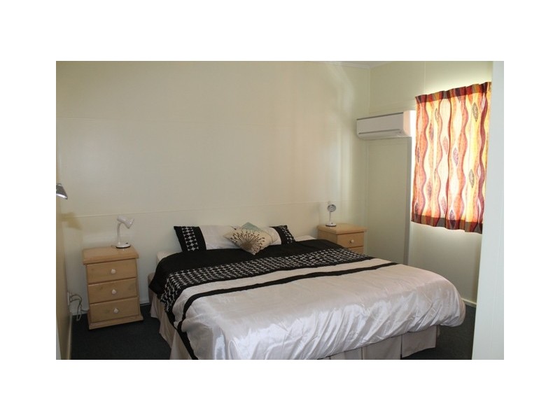 1/4 Richard Street, Emu Park QLD 4710