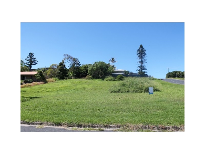 11 Larnach Street, Zilzie QLD 4710