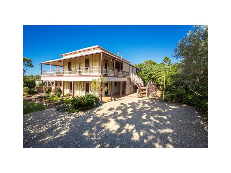 8 Phillip Street, Emu Park QLD 4710