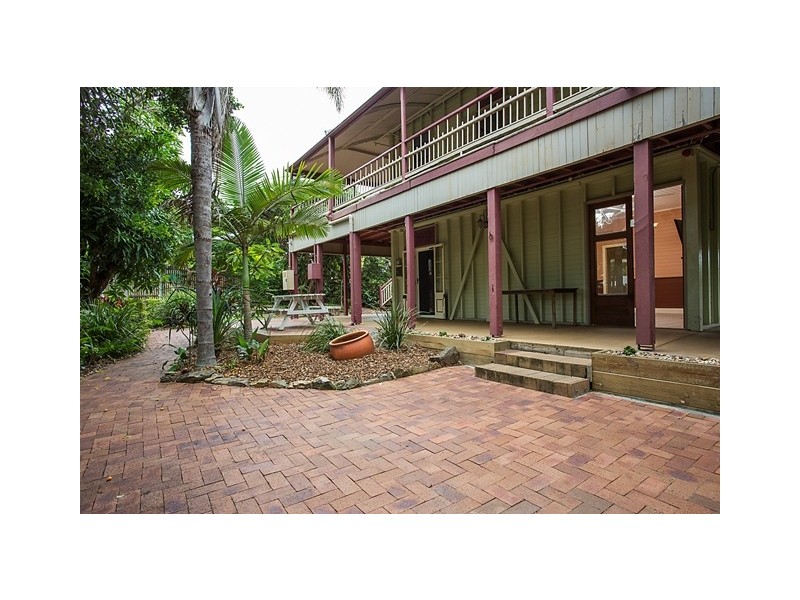 8 Phillip Street, Emu Park QLD 4710