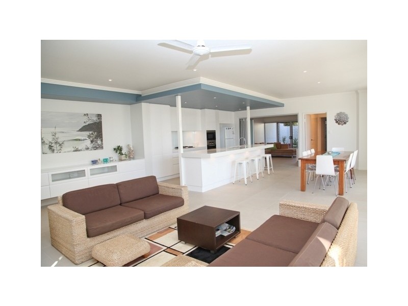 1/2 Richard Street, Emu Park QLD 4710