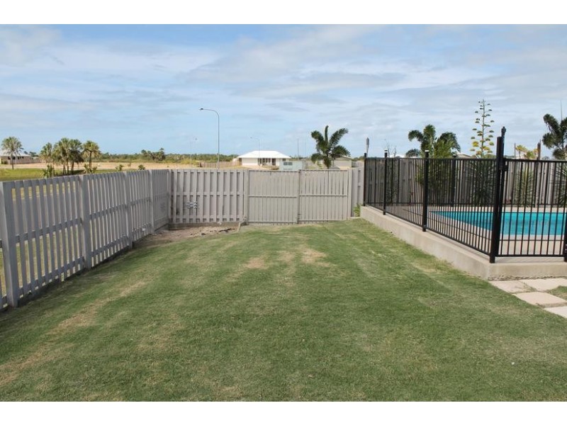 1 Timbers Beach Road,, Zilzie QLD 4710