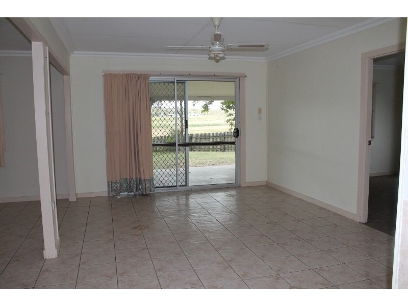 26 Pelican Street,, Emu Park QLD 4710