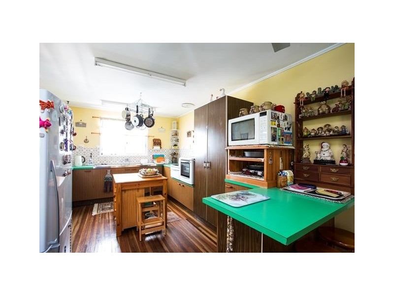 36 Westmoreland Street, Kawana QLD 4701