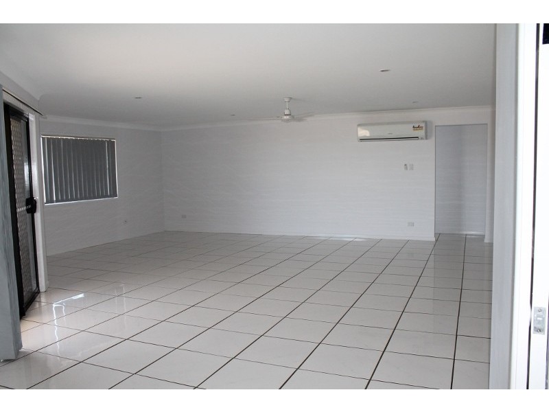 68 Amalfi Drive, Zilzie QLD 4710