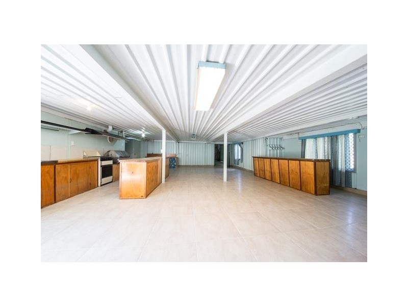 21 Welch Street, Park Avenue QLD 4701