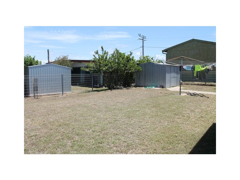 54 Wood Street, Emu Park QLD 4710