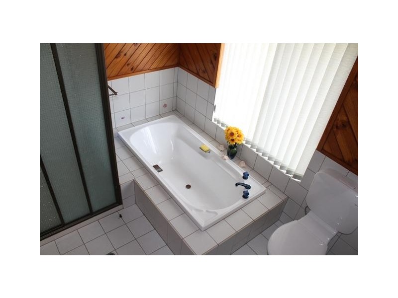 36 Rodney Street, Taranganba QLD 4703