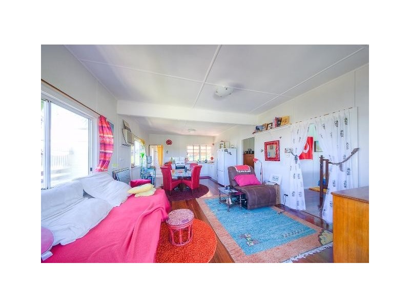 52 Archer Street, Emu Park QLD 4710