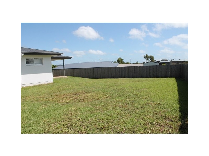 7 Hillside Court, Zilzie QLD 4710