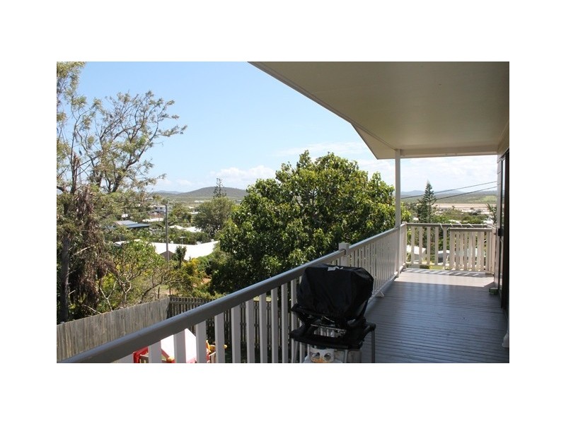 1 Larnach Street, Zilzie QLD 4710