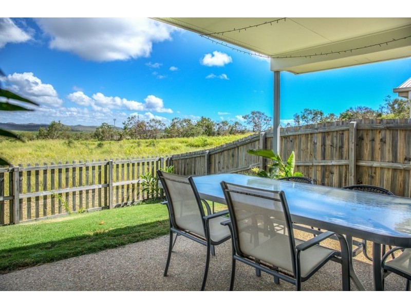 74 Cocoanut Point Drive, Zilzie QLD 4710