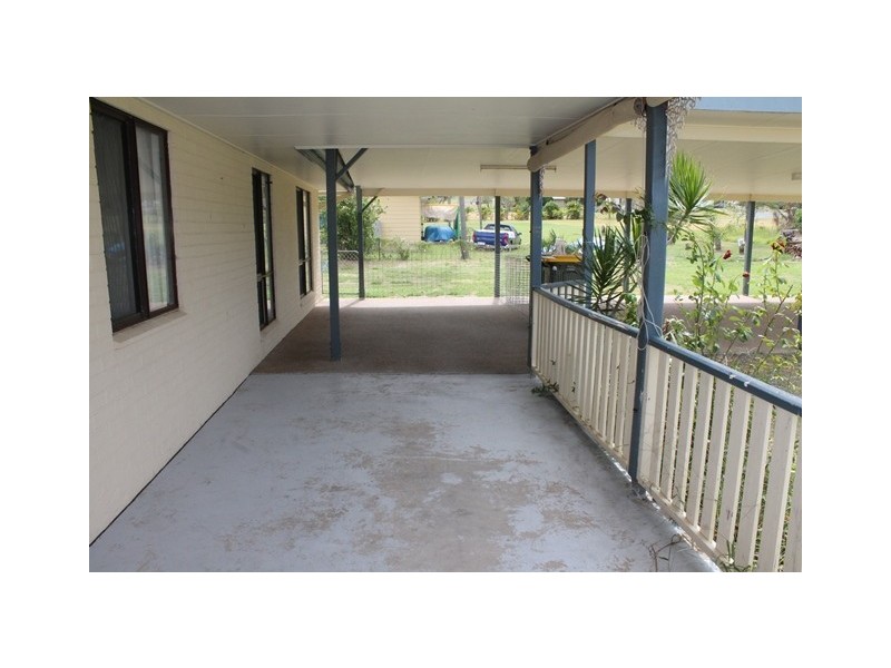 9 Park Street, Emu Park QLD 4710