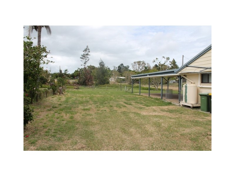 9 Park Street, Emu Park QLD 4710