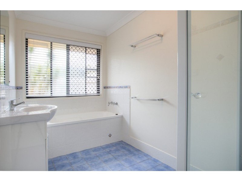 16 Saltwater Court, Mulambin QLD 4703