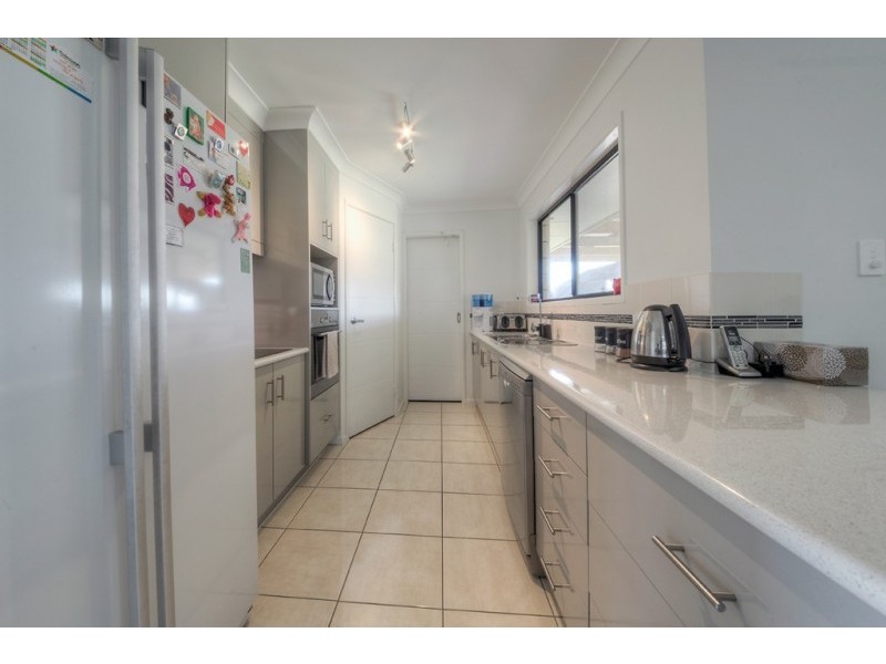 6 Nerita Avenue, Zilzie QLD 4710