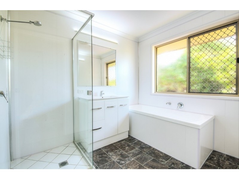 89 Hill Street, Emu Park QLD 4710