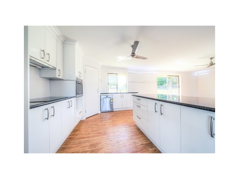 89 Hill Street, Emu Park QLD 4710