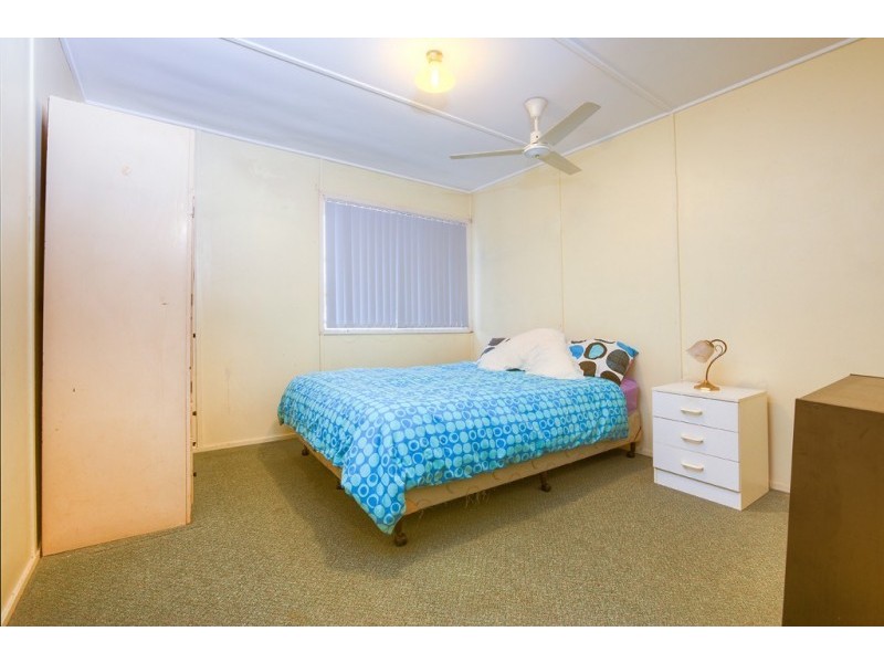 44 Menzies Street, Park Avenue QLD 4701