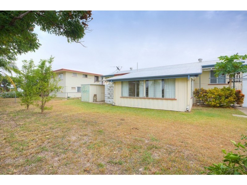44 Menzies Street, Park Avenue QLD 4701