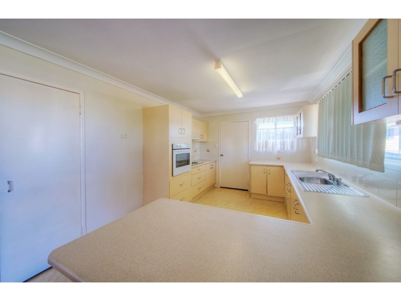3 Giorgi Close, Keppel Sands QLD 4702