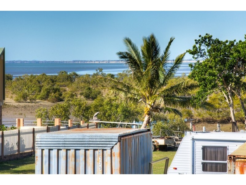 3 Giorgi Close, Keppel Sands QLD 4702