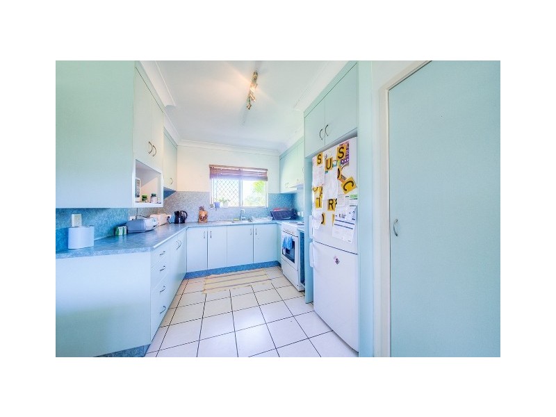 4 Evelyn Street, Zilzie QLD 4710