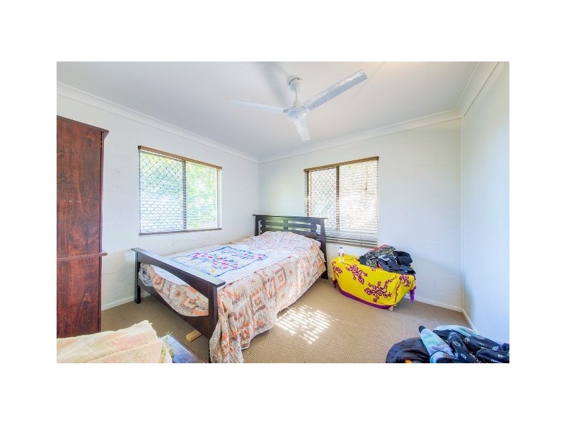 4 Evelyn Street, Zilzie QLD 4710