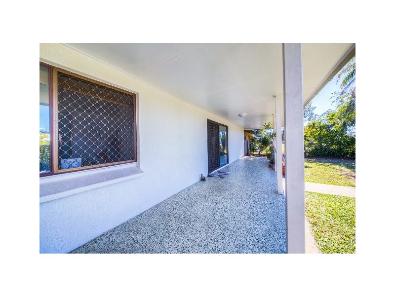 4 Evelyn Street, Zilzie QLD 4710