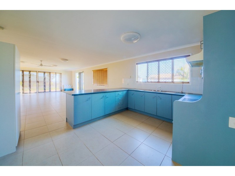 6 Schofield Parade, Keppel Sands QLD 4702
