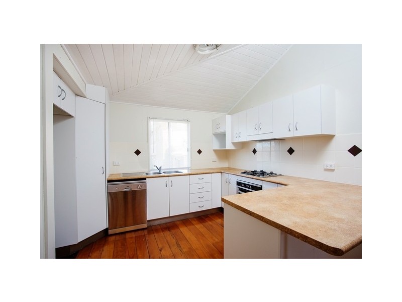 11 Trafalgar Street, Emu Park QLD 4710