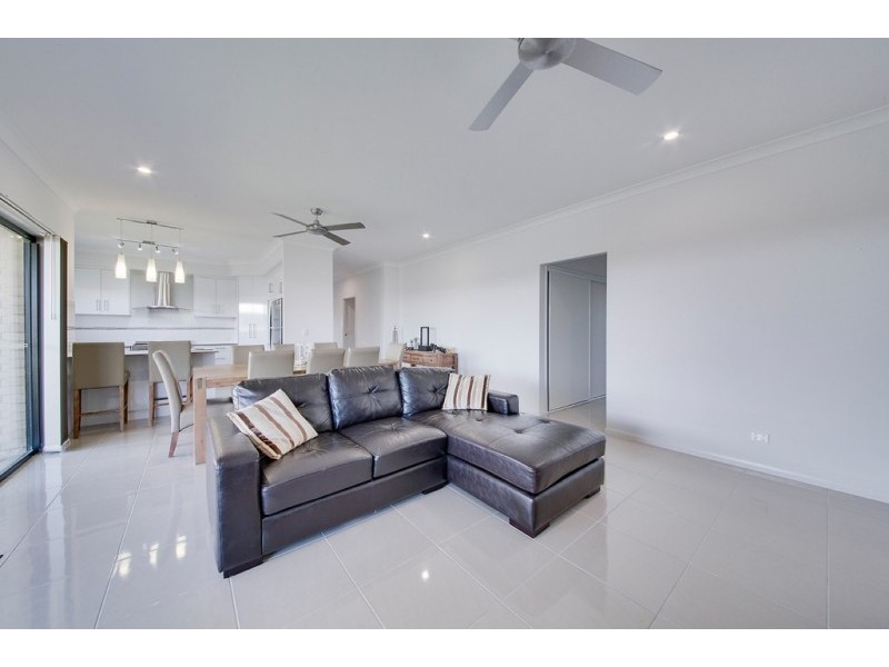 139 Hartley Street, Emu Park QLD 4710