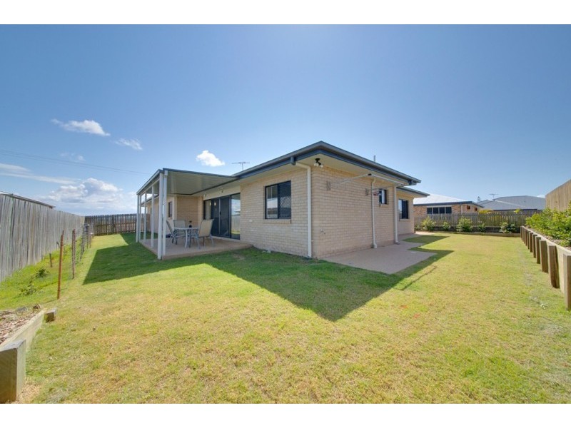 139 Hartley Street, Emu Park QLD 4710
