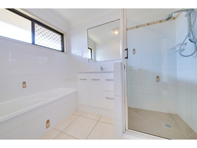60 James Street, Gracemere QLD 4702