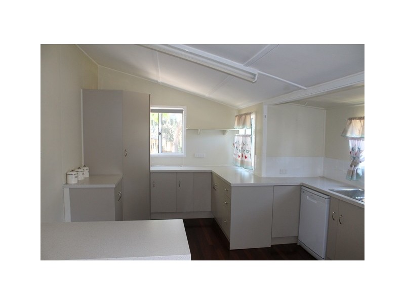 5 Phillip Street, Emu Park QLD 4710