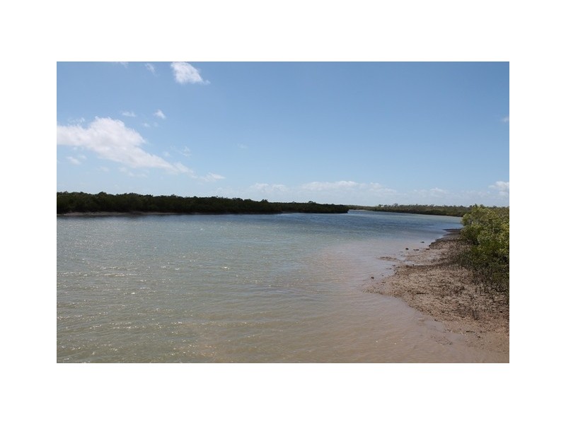 90 Hoys Road, Coowonga QLD 4702