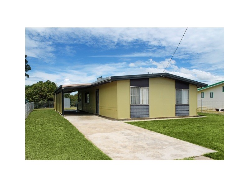 54 Wood Street, Emu Park QLD 4710