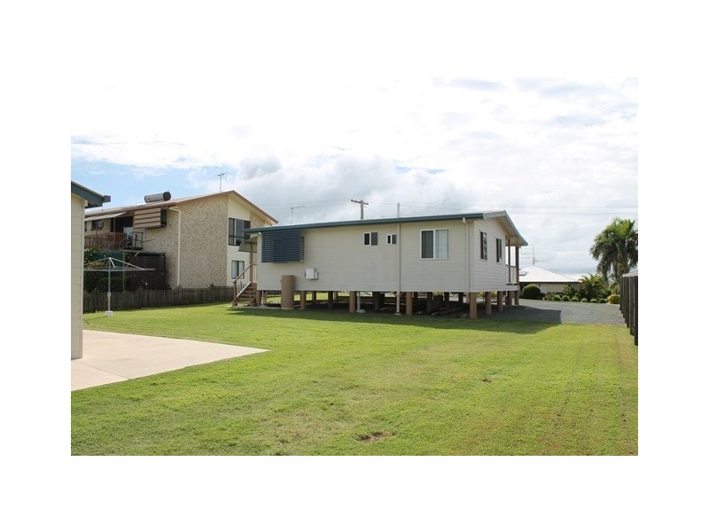 14 Evelyn Street, Zilzie QLD 4710