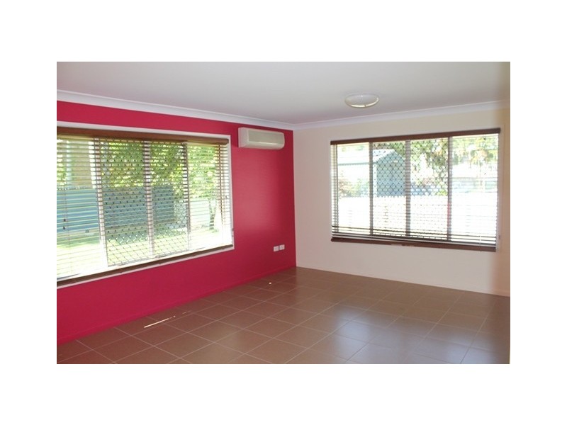 6 Thomas Street, Emu Park QLD 4710