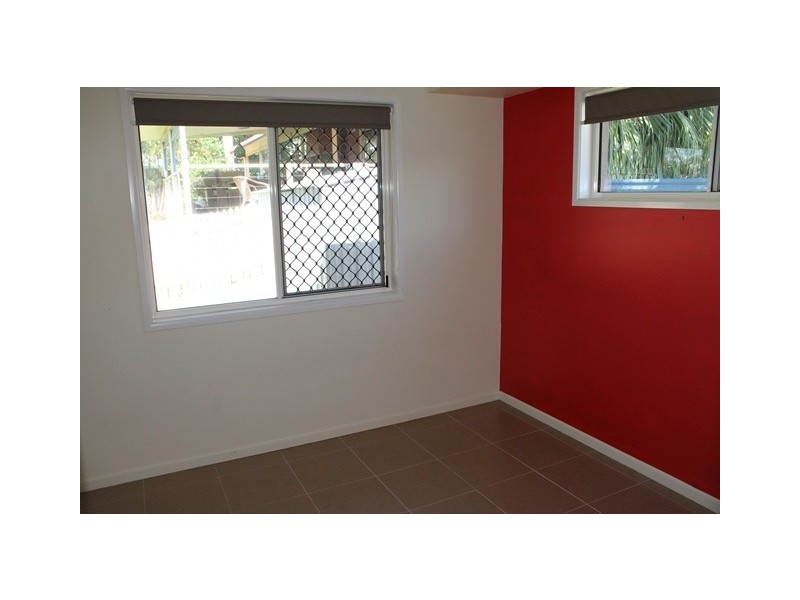 6 Thomas Street, Emu Park QLD 4710