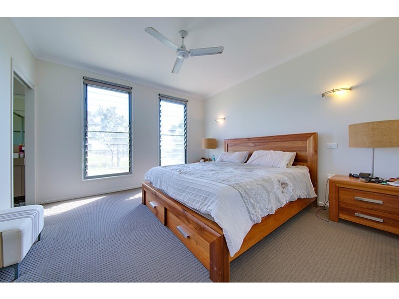 10 Hillside Court, Zilzie QLD 4710