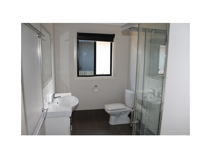 9 Dingwall Street, Keppel Sands QLD 4702