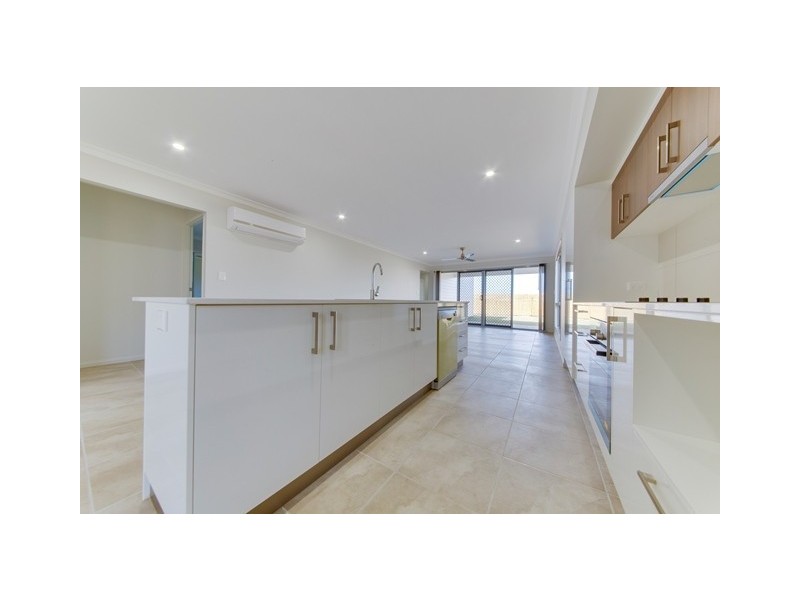 19B Amalfi Drive, Zilzie QLD 4710