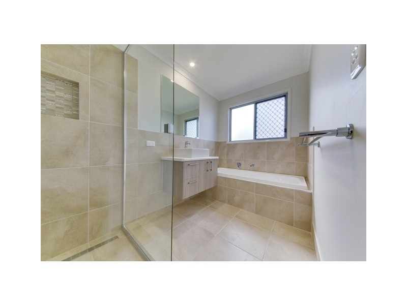 19B Amalfi Drive, Zilzie QLD 4710