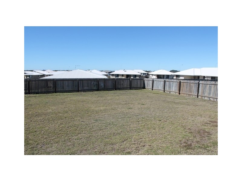 27 The Ridgeway, Zilzie QLD 4710