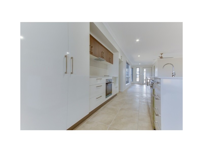19B Amalfi Drive, Zilzie QLD 4710