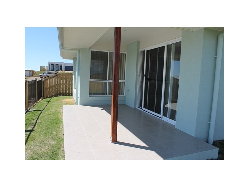 17 Ocean View Drive, Zilzie QLD 4710