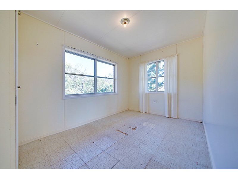 9 – 11 Pybus Street, Emu Park QLD 4710